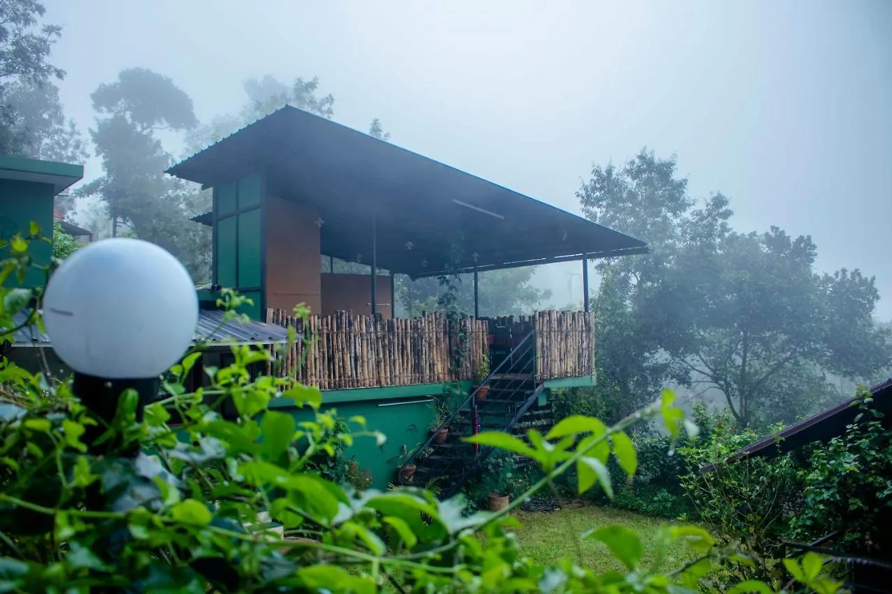 Edens Munnar Hotel 3*,
